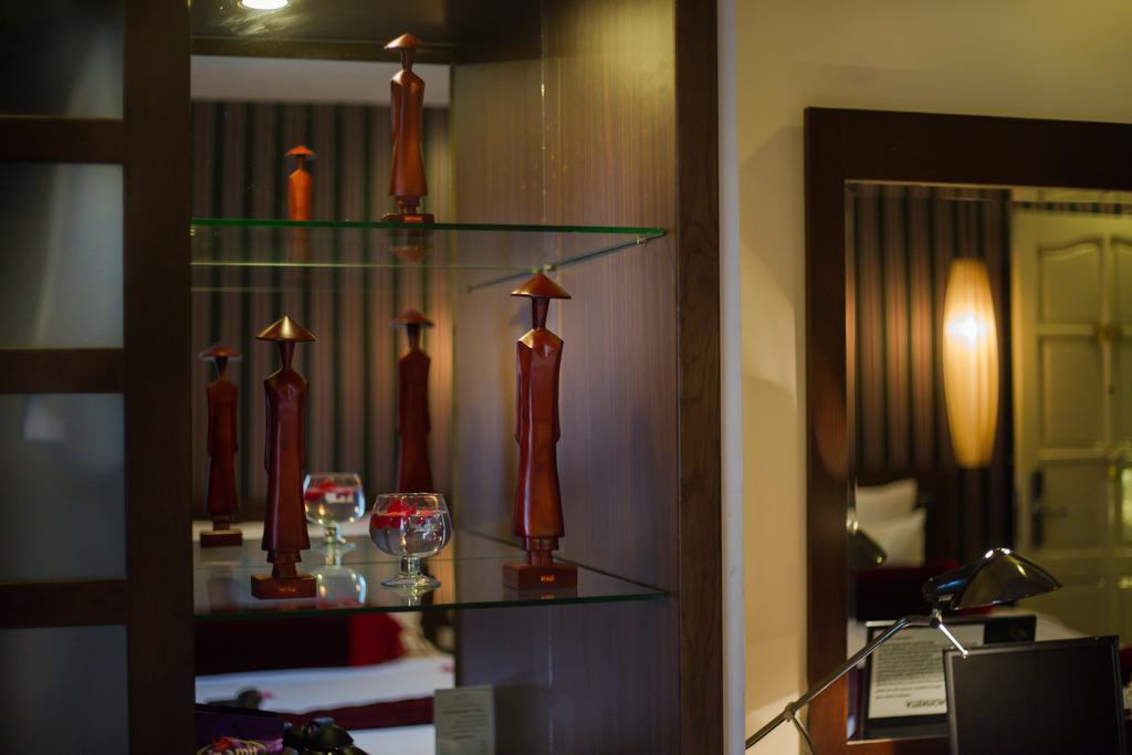 Golden Art Hotel Hanoi Kültér fotó